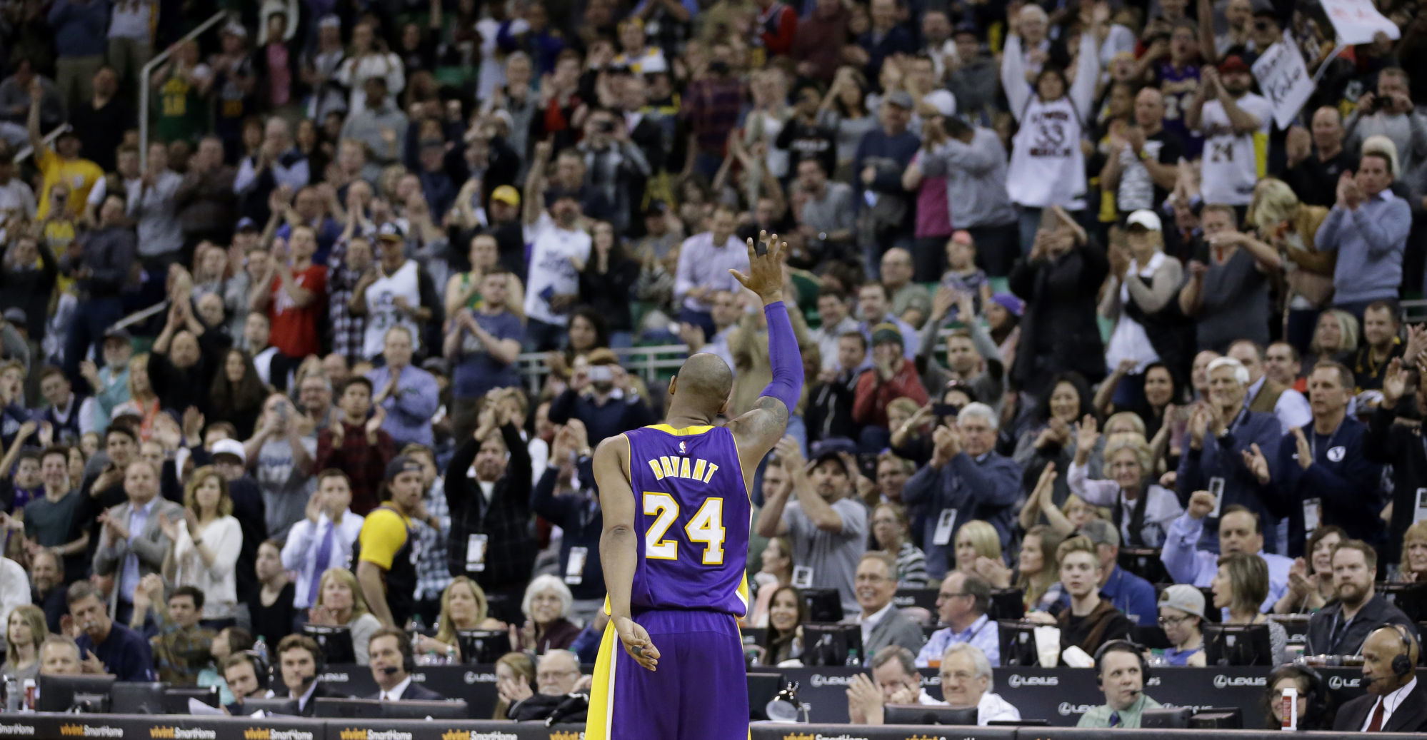 Obit-Bryant Basketball